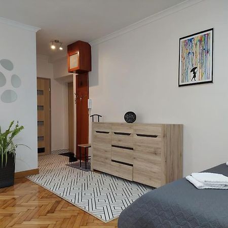 Domin Domin Apartment Częstochowa Екстериор снимка